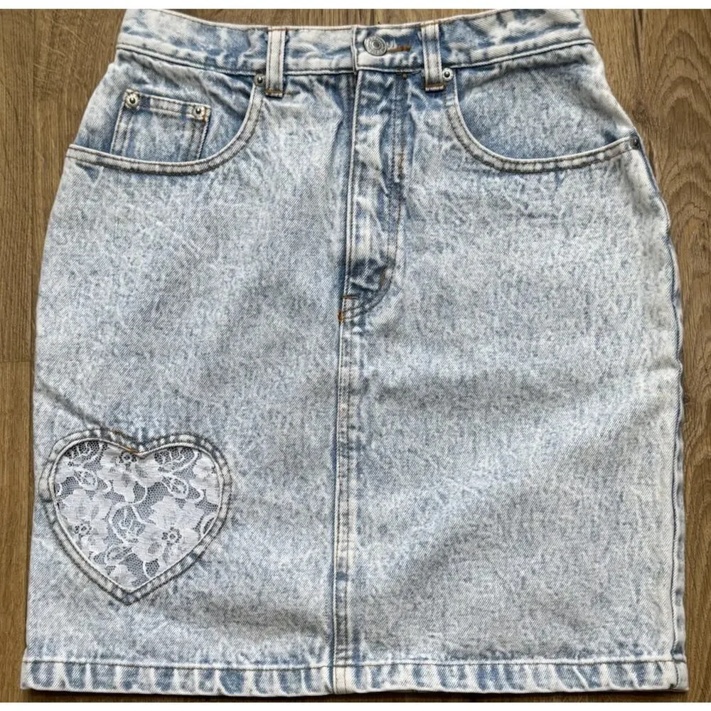 Jordache VTG Y2K Denim Romance Skirt Acid Wash 90’S Lace Heart Women’s 9/10
